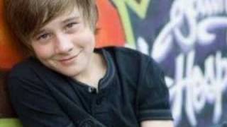 Everyday Hero-Luke Benward-W/lyrics on the screen+download