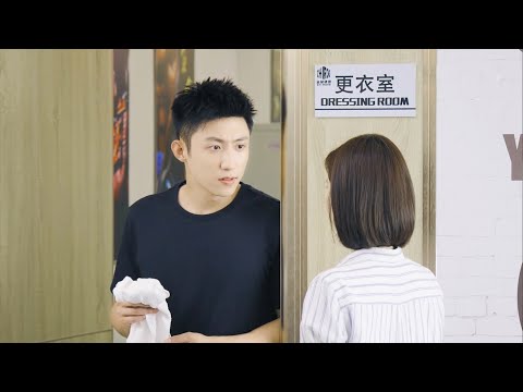 Are you coming to the dressing room with me?😏 #johnnyhuang #love #romance #cdrama