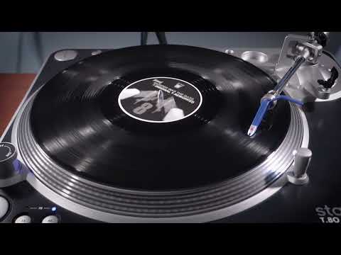 DK8 – Murder Was The Bass (B1 Reworked) (2003)