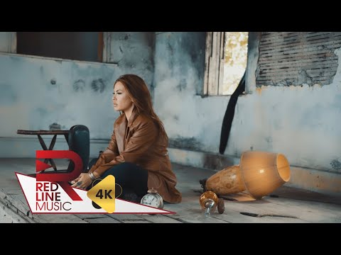 Lara - Son Sözüm (Official Music Video)