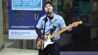 Oliver Manning (busker) sings &#39;Candy Says&#39; (by Lou Reed/Velvet Underground)
