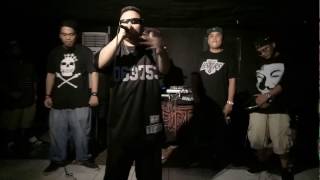 SHOCKRA ( live ) @ FLIPTOP MINDFIELDS - ABADDON . CRAZYMIX . FLICT G . KIAL . NUMERHUS . SMUGGLAZ