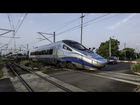 Objazdowe Pendolino przez Łódź. ED250-018 jako poc. 1604/5 mija Dobroszyce