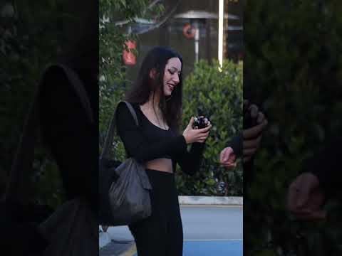 Güzel Kızı Görme Engelli Olarak Tavlamak 😅 - Efsane Taktik