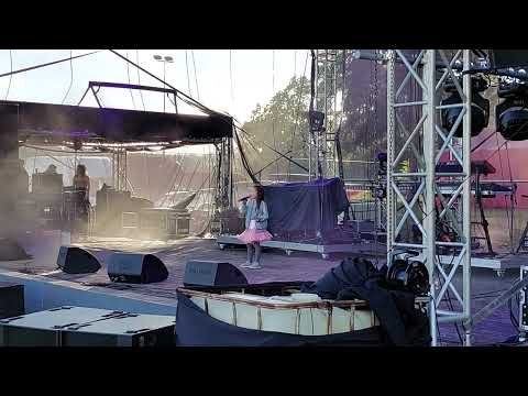 Oliwia Golańska "Życie z klocków lego" - 2 miejsce "Wschodami Gwiazd" Bytów lipiec 2022