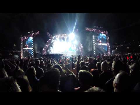 AC/DC - High Way To Hell UK , London , Wembley Stadium Rock Or Bust 2015