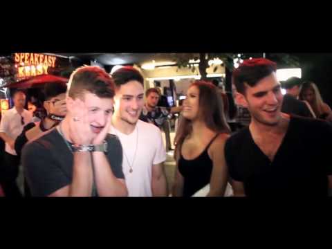 Flashy (DVD and Gimmick) by SansMinds Creative Lab