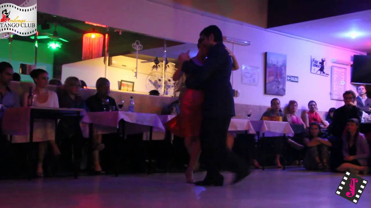 Video thumbnail for MAGDALENA GUTIERREZ Y GERMAN BALLEJO en Tango Club (Milonga)