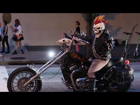 DragonCon 2022 MOST EPIC COSPLAY EVER - Biggest STAR WARS Photo Op. + 300 Spartans & PBS Characters