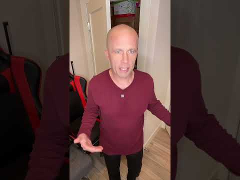 The new goalkeeper gloves need to match the football boots? #soccerequipment #footballshorts