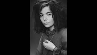 Sykurmolarnir - Bohemian Rhapsody (Audio)  á guðs vegum - Smekkleysa - sm-hf (1992) [Remastered]