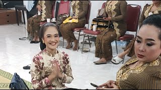 Download lagu Wayangan malam ini Elisha mp3