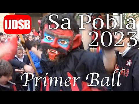 Sortida dels dimonis i prmer ball 👹 Sa Pobla 🔥 Revetla de Sant Antoni 2023