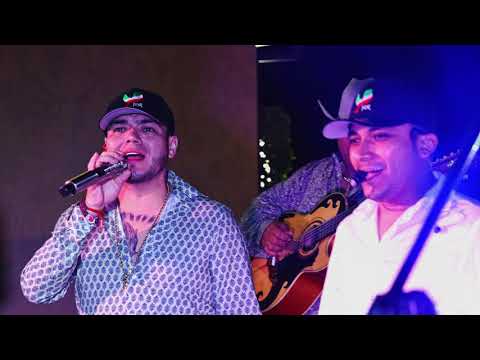Playa Sola - (En Vivo) - Lenin Ramirez Ft. Los Robles