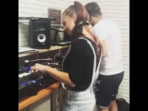 Elena Pavla in kitchen Ravers Hits