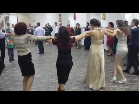 Dans Poiana Marului - Braulet