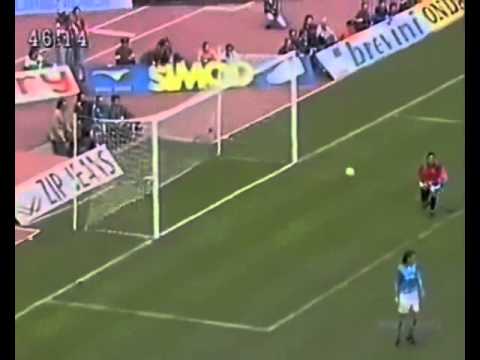 Goal di De Agostini contro il Napoli