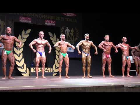 On Stage - Men Classic Up To 172 cm - NABBA European Championship 2019