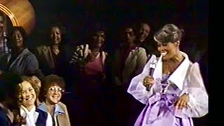 Dionne Warwick - SOLID GOLD | “I&#39;ll Never Fall In Love Again” (5/23/1981)