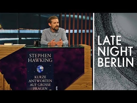 Stephen Hawking prophezeit: 1000 Jahre bis zum Weltuntergang | Late Night Berlin | ProSieben