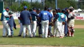 preview picture of video 'Tiburones conquistan campeonato de beisbol'