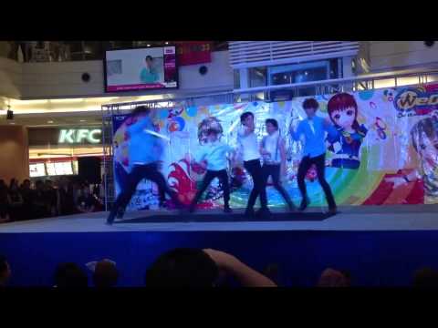 DOMINO cover Boyfriend - BOYFRIEND (1)