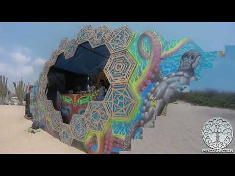 Mexican Armada @ Space Invaders 2022: Tropikal Abduction - Vida Rave