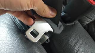 HOW TO REMOVE THE SEAT BELT FROM THE MIDDLE SEAT OF A 2007 HONDAY ODYSSEY