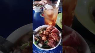 Download lagu Nasi Grombyang khas Pemalang bikin lidah bergoyang #testimony #harga #shorts mp3 Download lagu Nasi Grombyang khas Pemalang bikin lidah bergoyang #testimony #harga #shorts mp3