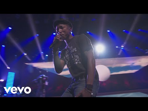 Pharrell Williams - Frontin' (Live from Apple Music Festival, London, 2015)
