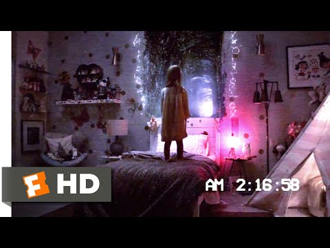 Paranormal Activity: The Ghost Dimension (2015) - The Portal Scene (7/10) | Movieclips
