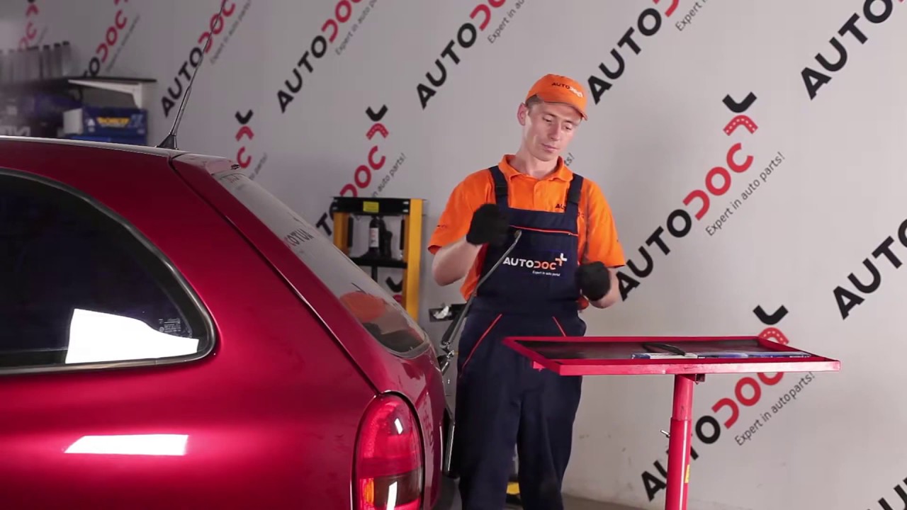 Как се сменят задни чистачки за кола на Opel Corsa S93 – Ръководство за смяна