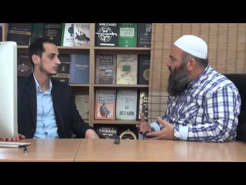 A i pranohet Namazi femrës me rroba të tejdukshme - Hoxhë Bekir Halimi