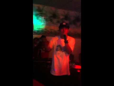 DreCat - Smoke It (Performance)