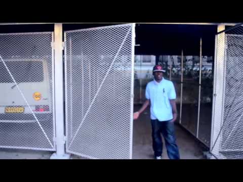 Ali Badi - K'Chinga (Official Video)