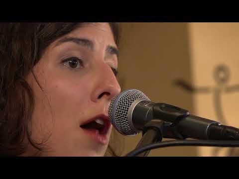 Natalie Palsa - Summer Is Coming @Stanlees Pubtalk