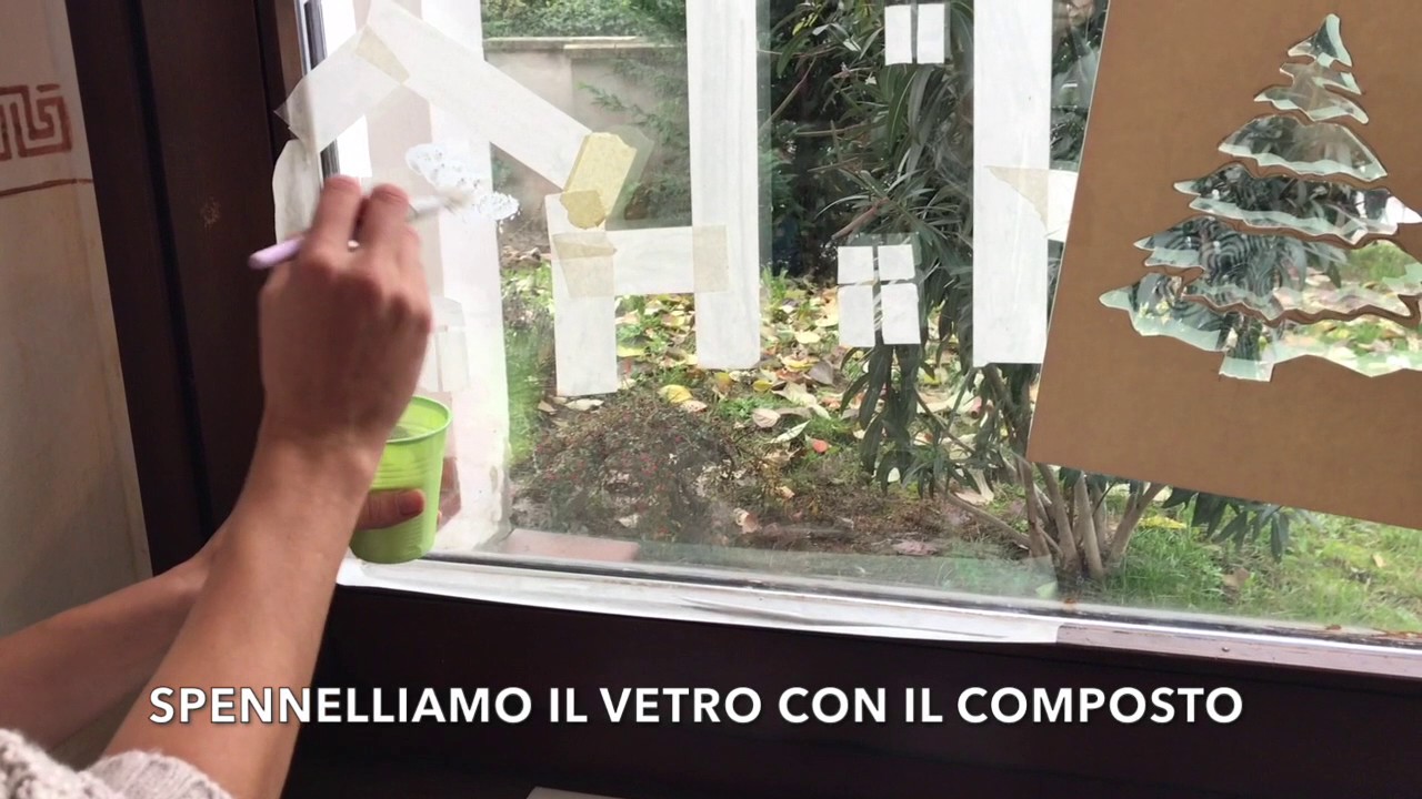 Watch Now Decorare le finestre per Natale Decorare le finestre per Natale