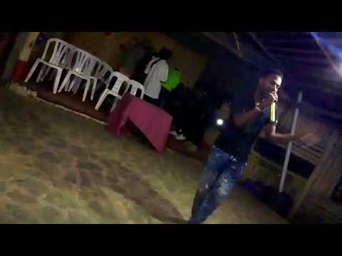 Daddy yoo performance live on stage J ice ug