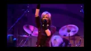 Heaven is wrapped in chains   Music video   Cinema bizarre