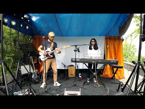 Julie Coccoluto - "Dehors, la neige tombe encore" - LIVE Festoch de poche 2024