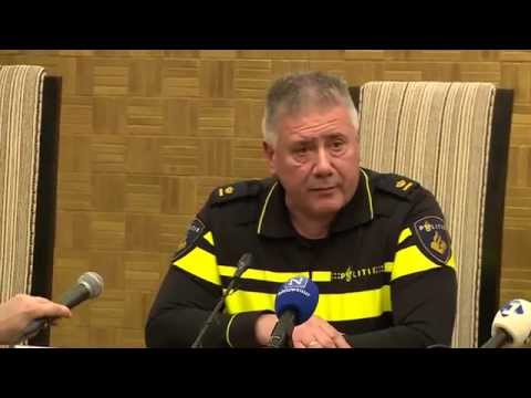 Persconferentie over gewapende indringer bij NOS