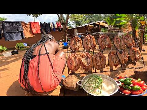 Smoked Fish Curry 🍛 Served with White Rice |African Village cooking For my Family