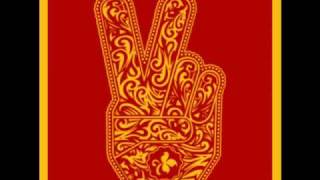 ♪♪  Stone Temple Pilots - Between the Lines  ♪♪