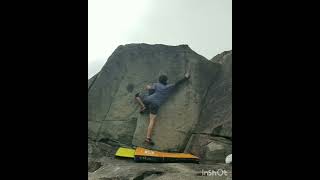 Video thumbnail of 無名, 1級 (7a). 侍浜 (Samuraihama)