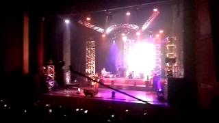 FanCam Primer Concierto de Ivan Zavala No Vale la Pena BCP