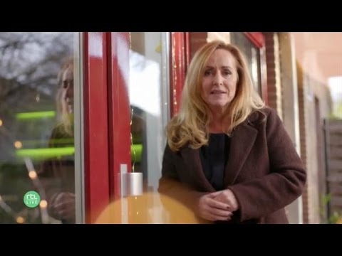 Angela bezorgt kinderen onvergetelijke Sinterklaas - RTL LIVE