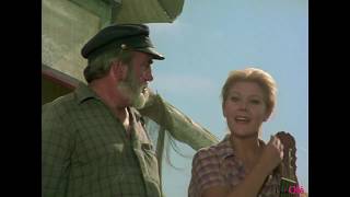 Verano Azul - Del barco de Chanquete no nos moverán [HD]