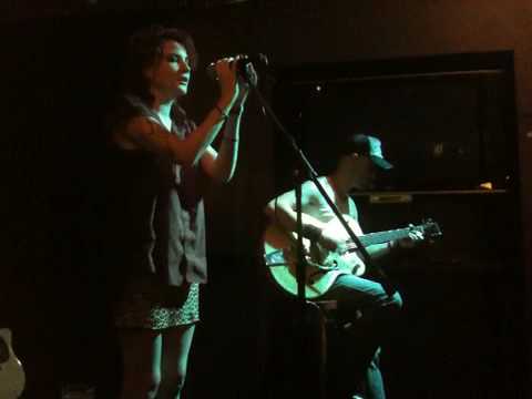 Ces H & Stephen Burnett - Skinny Love [Live @ The Sando]
