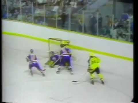 January 22nd 1982, Oilers 4 - Canucks 3 highlights - Wayne Gretzky Richard Brodeur