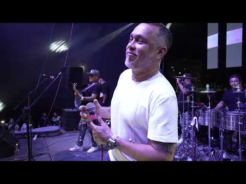 Today I saw her pass by, Where have you been, Where are you going · Bertín and His Countess (LIVE)